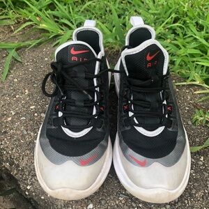 Kids nike air max cpc # 00192499814425 white red and black. In good condition.